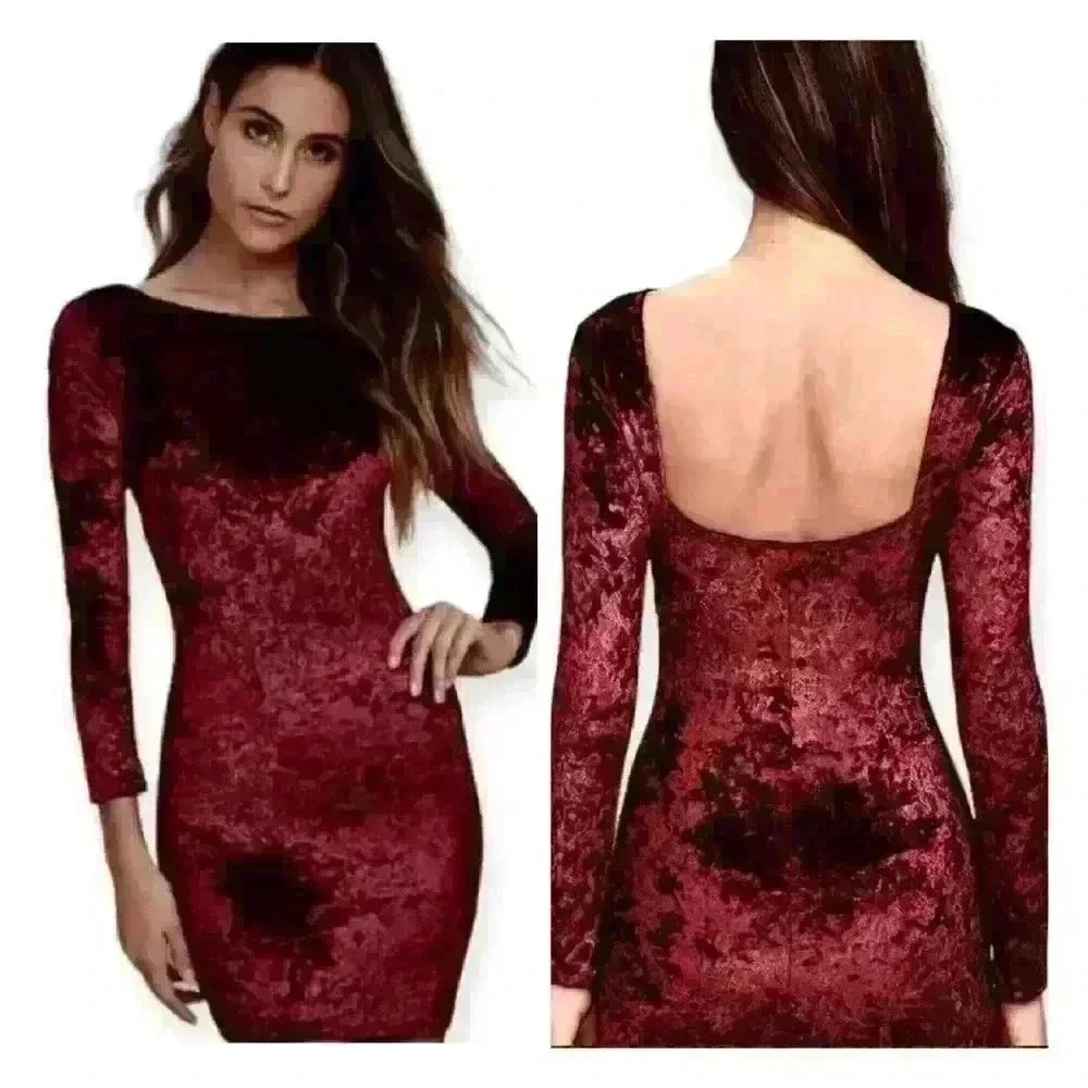 NWT Lulu's Burgundy Velvet bodycon dress
